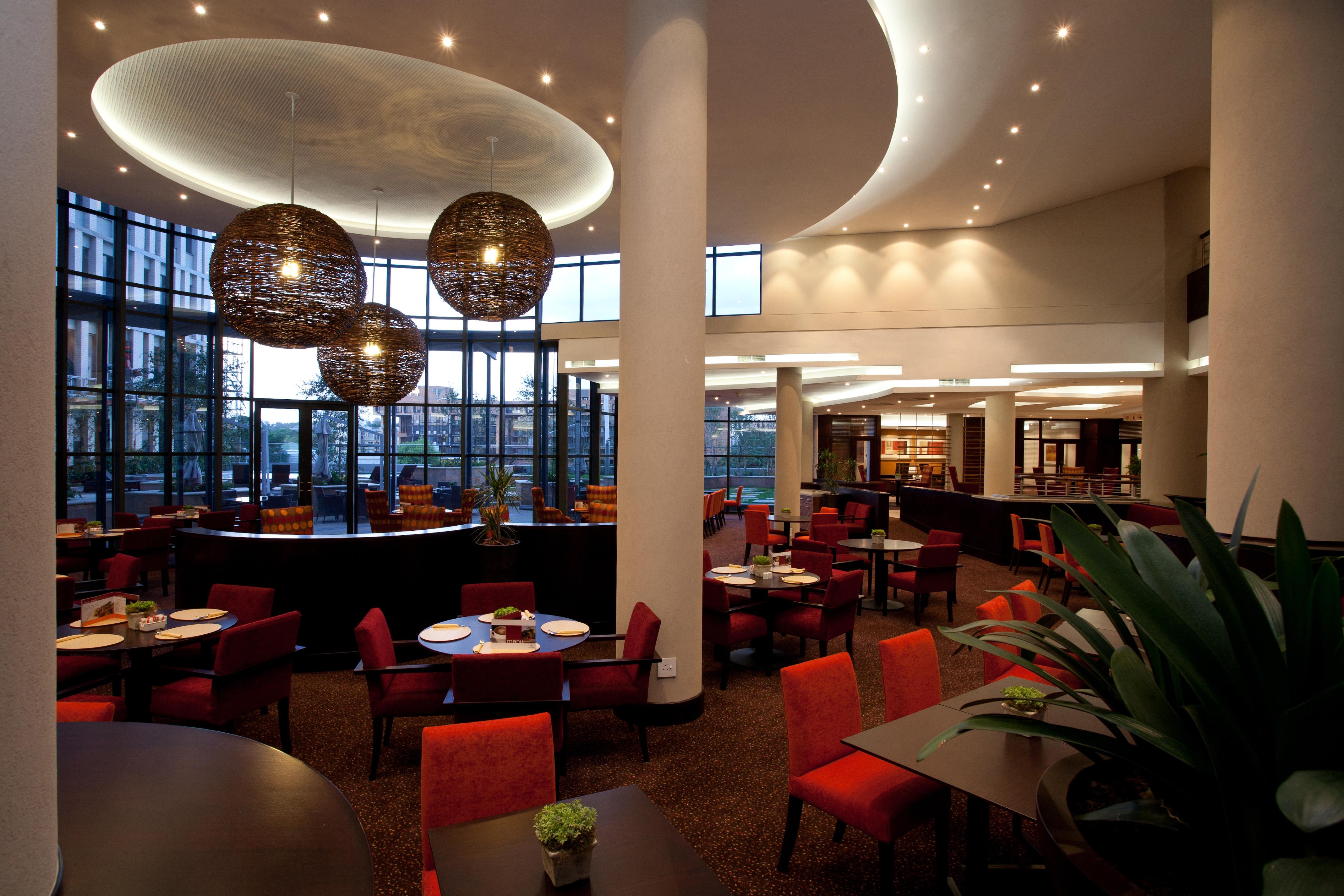City Lodge Hotel Hatfield, Претория Экстерьер фото