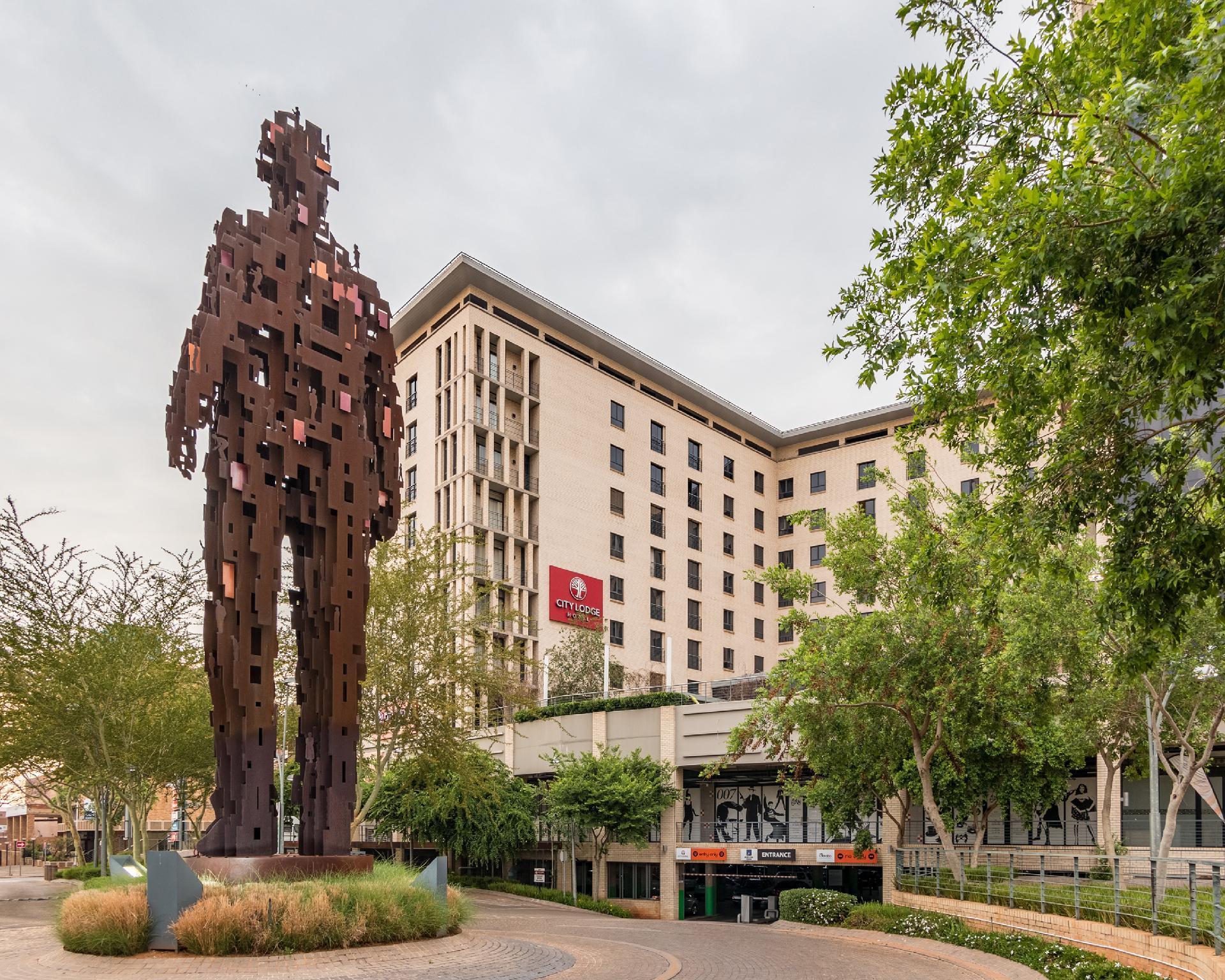 City Lodge Hotel Hatfield, Претория Экстерьер фото