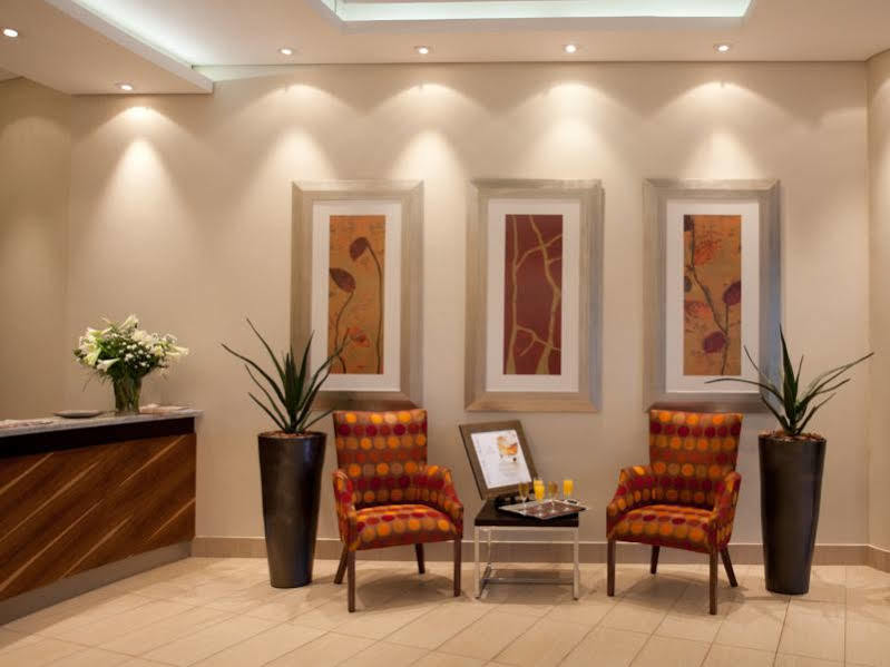 City Lodge Hotel Hatfield, Претория Экстерьер фото