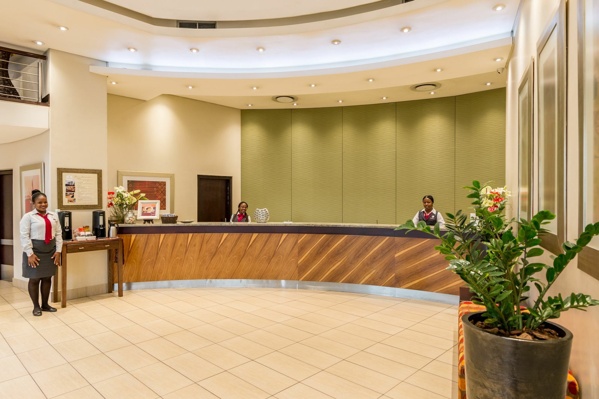 City Lodge Hotel Hatfield, Претория Экстерьер фото